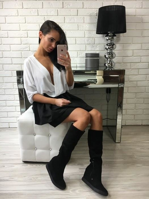 CZARNE ZAMSZOWE KOZAKI NA KOTURNIE MARGITA 3