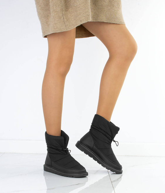 CZARNE OCIEPLANE ŚNIEGOWCE BOTKI PIKOWANE SIA