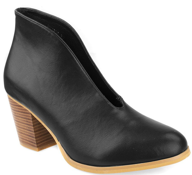 CZARNE SKÓRZANE BOTKI Z WYCIĘCIEM GRACES 1