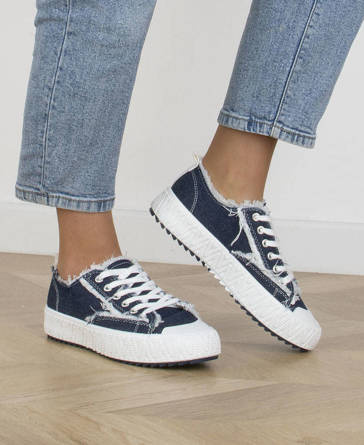 GRANATOWE TRAMPKI NA GRUBEJ PODESZWIE PETULA