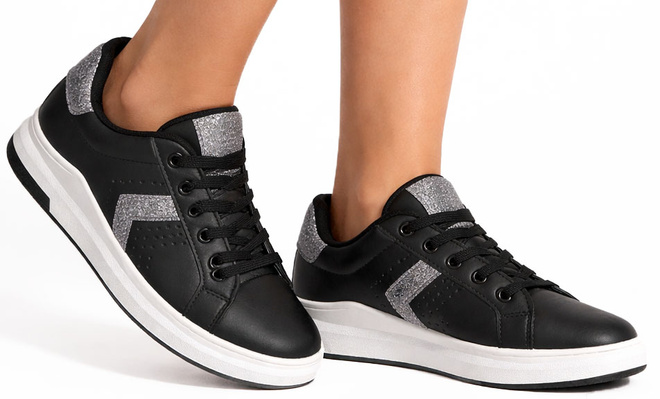 CZARNE TRAMPKI SNEAKERSY NA PLATFORMIE SZNUROWANE 2