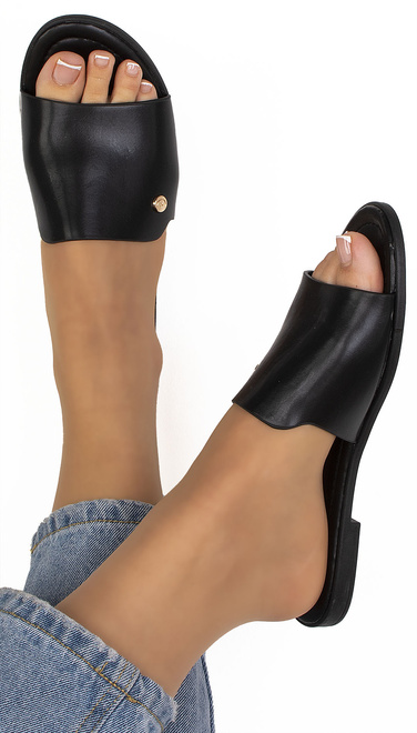 CZARNE KLASYCZNE KLAPKI WSUWANE DAMSKIE SKÓRZANE VERICIA 2