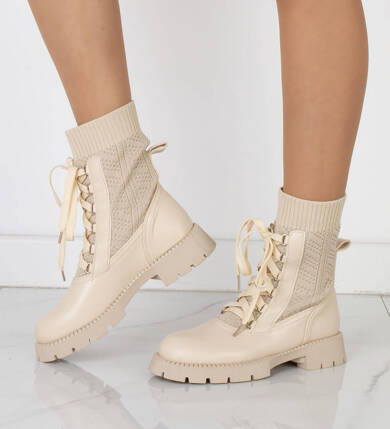 BEŻOWE BOTKI TRAPERY ELASTYCZNA CHOLEWKA CECILE