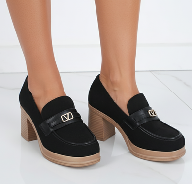 CZARNE DAMSKIE PÓŁBUTY NA OBCASIE ZAMSZOWE MOKASYNY RIALA