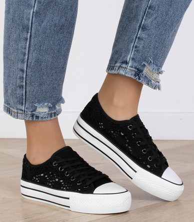 CZARNE TENISÓWKI AŻUROWE SZNUROWANE GABRIELLA