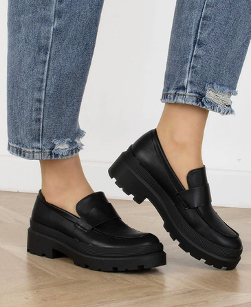 CZARNE MOKASYNY KLASYCZNE WSUWANE NA PLATFORMIE THALIA