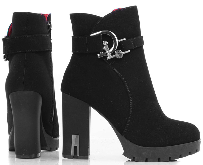 CZARNE OCIEPLANE BOTKI NA SŁUPKU JUPITER 2