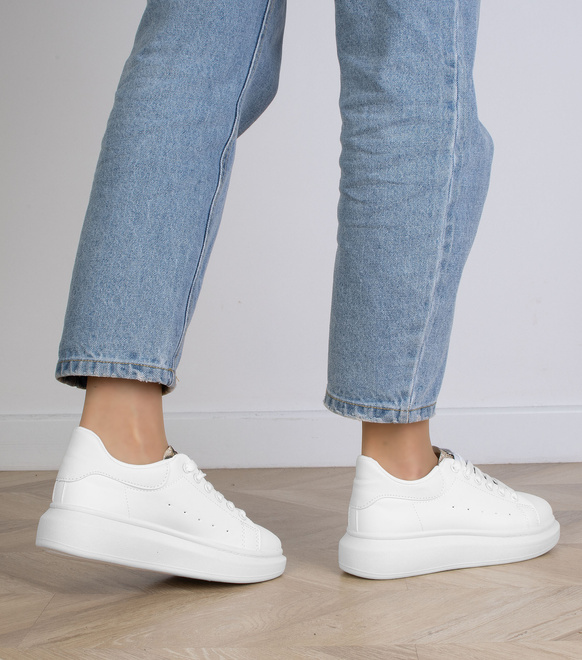 DAMSKIE BIAŁE SNEAKERSY TRAMPKI SKÓRZANE DARCIA 6