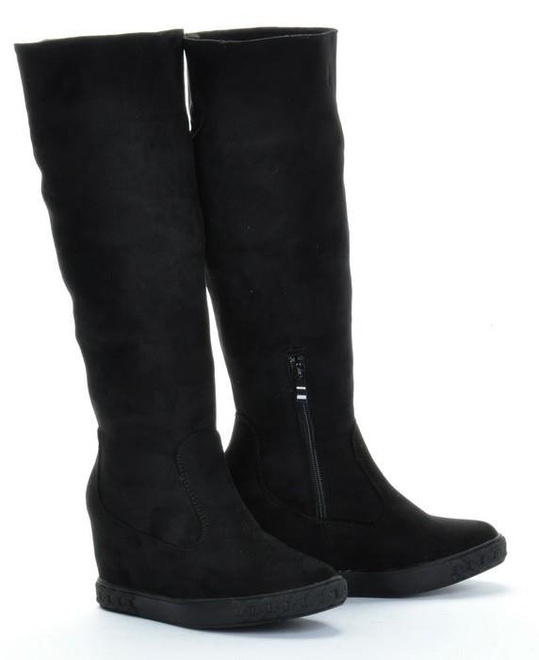 CZARNE ZAMSZOWE KOZAKI NA KOTURNIE MARGITA