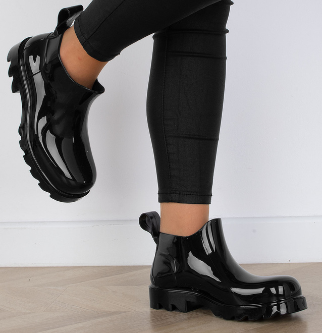 CZARNE DAMSKIE KRÓTKIE KALOSZE LAKIEROWANE WINSLOW 5