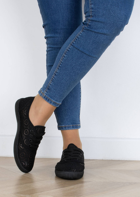 CZARNE TENISÓWKI TRAMPKI KORONKOWE KLASYCZNE 6