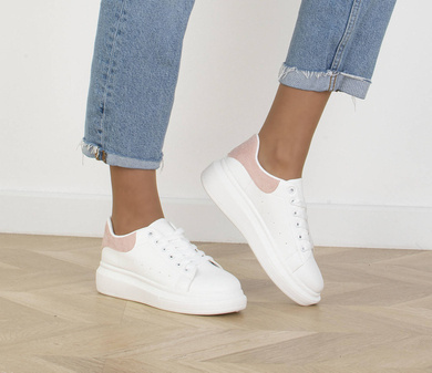 BIAŁE SNEAKERSY NA PLATFORMIE FLAR