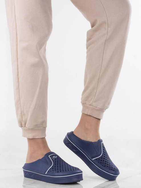 GRANATOWE LEKKIE KLAPKI CHODAKI KROKSY  5