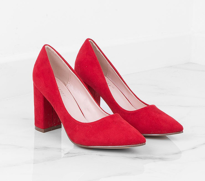 CZERWONE CZÓŁENKA NA SŁUPKU SZPIC ALISA 3