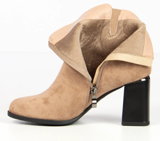 BEŻOWE DAMSKIE BOTKI ZAMSZOWE NA SŁUPKU ZAMEK BRIOGEN 6