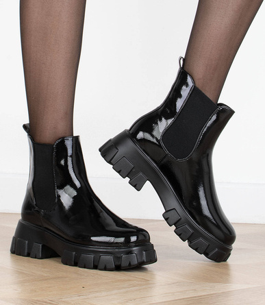 CZARNE BOTKI SZTYBLETY KLASYCZNE LAKIEROWANE GINNY