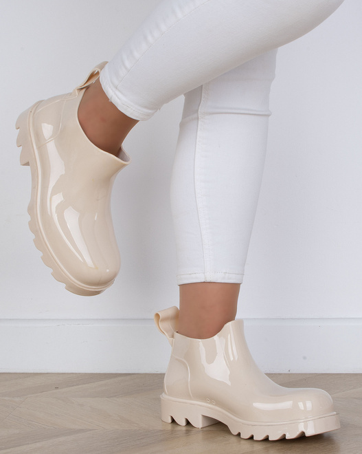 BEŻOWE DAMSKIE KRÓTKIE KALOSZE LAKIEROWANE WINSLOW