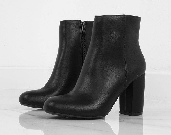 CZARNE SKÓRZANE BOTKI NA SŁUPKU MIRIAM 2