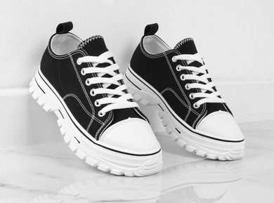 CZARNE NISKIE TRAMPKI RASEL