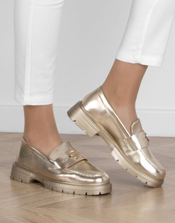 ZŁOTE MOKASYNY KLASYCZNE WSUWANE NA PLATFORMIE ELOISE