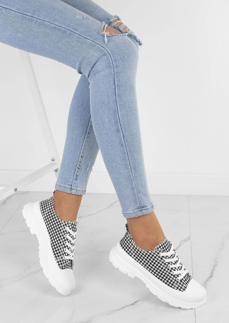 CZARNE NISKIE TRAMPKI BRIGITTA 9