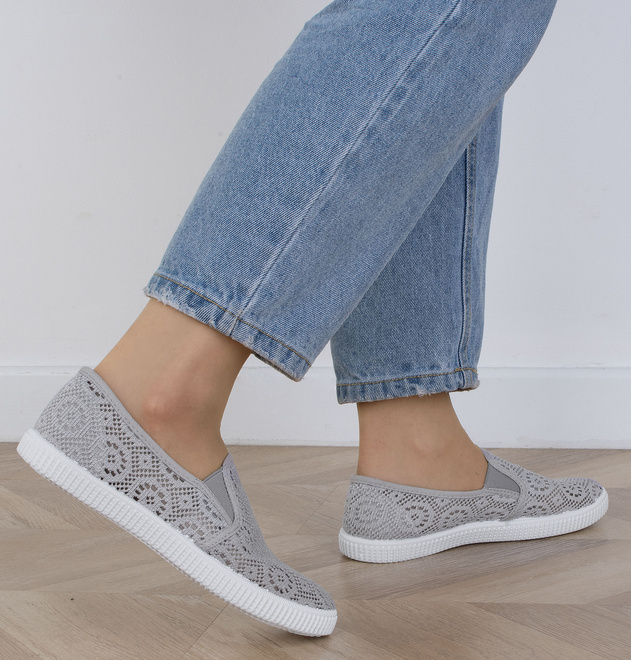 SZARE KORONKOWE BALERINKI TENISÓWKI WSUWANE ALMOR 6
