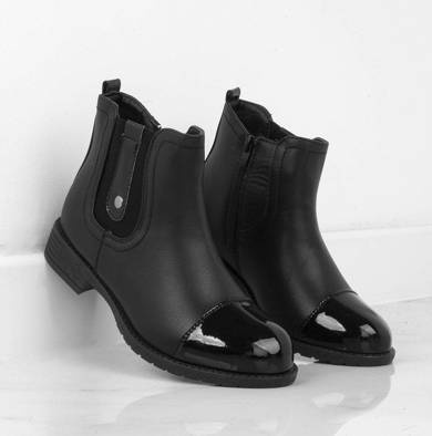 CZARNE OCIEPLANE BOTKI MADEA