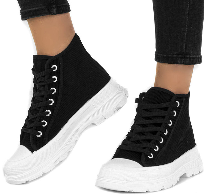 CZARNE WYSOKIE TRAMPKI PALLADI 2