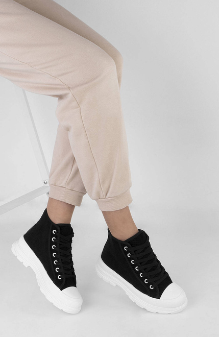 CZARNE WYSOKIE TRAMPKI PALLADI 6