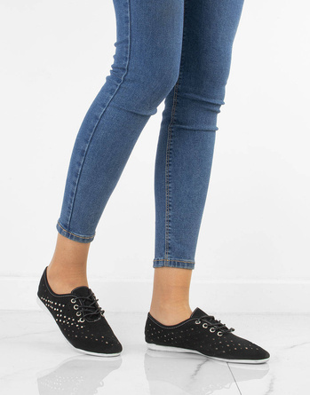 CZARNE TENISÓWKI TRAMPKI AŻUROWE Z DŻETAMI