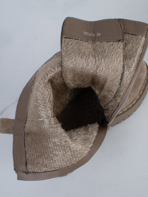 BEŻOWE ZAMSZOWE BOTKI TRAPERY SZNUROWANE ZAMEK MIRVA 5