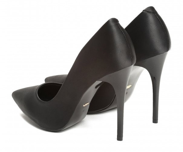 CZARNE SATYNOWE SZPILKI CZÓŁENKA W SZPIC SATIN