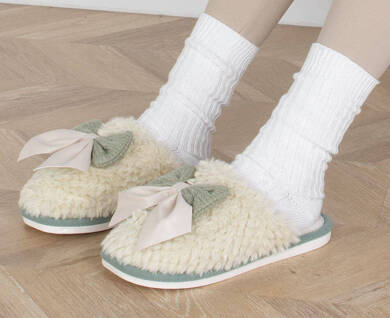 ZIELONE KAPCIE OCIEPLANE KLAPKI HELEN