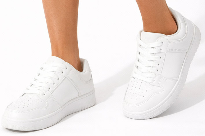 DAMSKIE BIAŁE SNEAKERSY TRAMPKI SKÓRZANE SZNUROWANE 4