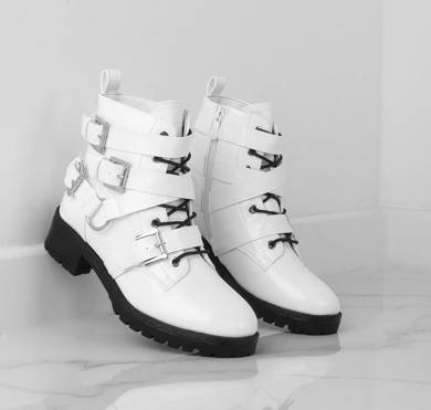 BIAŁE BOTKI GLANY EKOSKÓRA ROMA