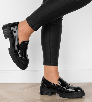 DAMSKIE CZARNE MOKASYNY LAKIEROWANE PÓŁBUTY HANO