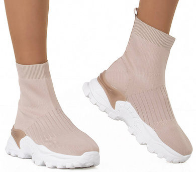 BEŻOWE BOTKI Z ELASTYCZNĄ CHOLEWKĄ TRAPER