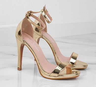ZŁOTE SANDAŁY NA SZPILCE CHLOE
