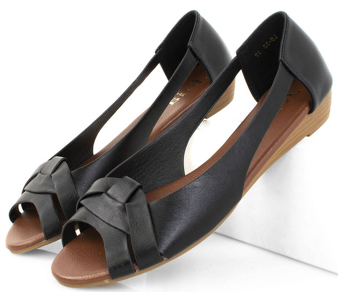 CZARNE SANDAŁY NA NISKIM KOTURNIE MILA 3