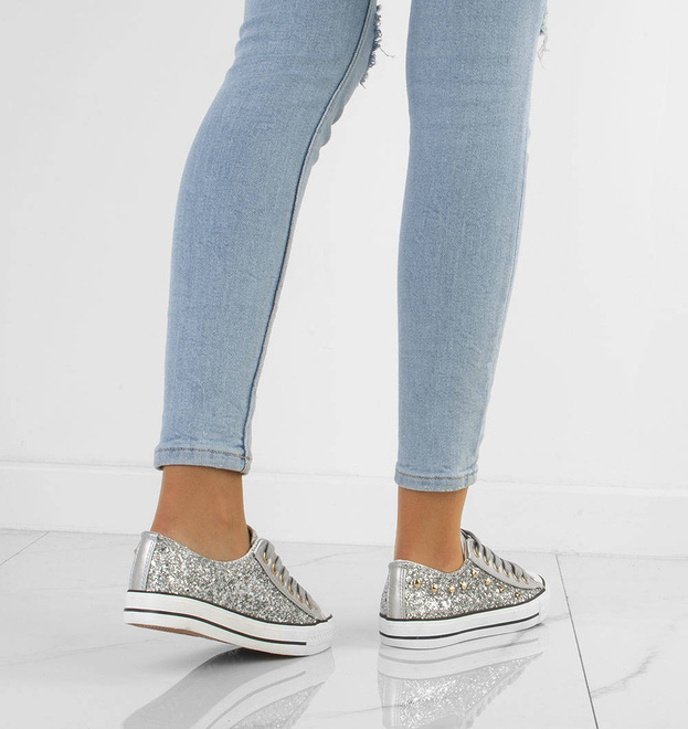 SREBRNE KLASYCZNE NISKIE TRAMPKI DAMSKIE   6