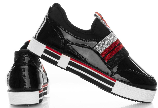 CZARNE WSUWANE BUTY SPORTOWE TORAS 1