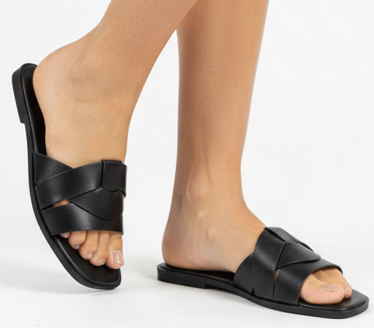 CZARNE KLASYCZNE KLAPKI WSUWANE DAMSKIE SKÓRZANE 2