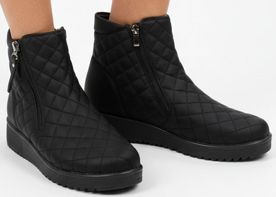 CZARNE OCIEPLANE BOTKI ŚNIEGOWCE PIKOWANE