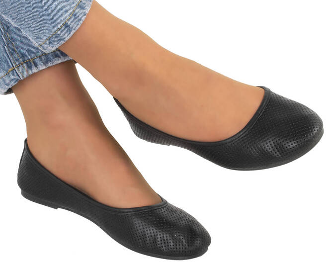 CZARNE AŻUROWE BALERINKI TENISÓWKI WSUWANE SLIP ON ROSINA 4