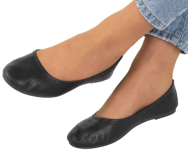 CZARNE AŻUROWE BALERINKI TENISÓWKI WSUWANE SLIP ON ROSINA 2