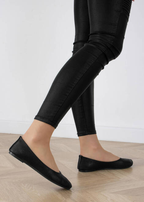 CZARNE AŻUROWE BALERINKI TENISÓWKI WSUWANE SLIP ON ROSINA 7