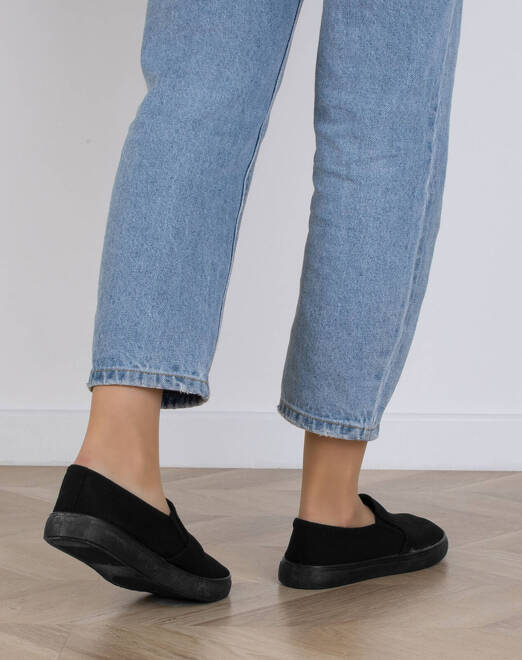 CZARNE TENISÓWKI BALERINKI WSUWANE SLIP ON EVI 5